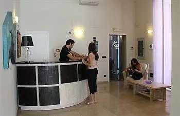 Central Ξενοδοχείο
